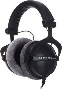 Bien choisir son casque audio pour sa radio - Blog RadioKing