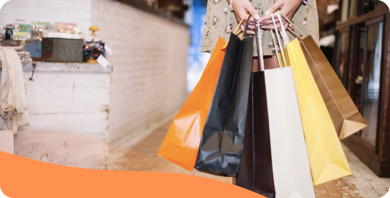 sonorisation magasin, client qui fait du shopping dans une boutique